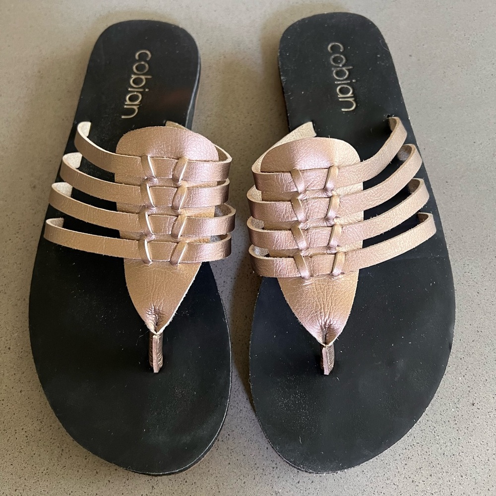 Cobian Women’s Gold Belize Flip Flop 8